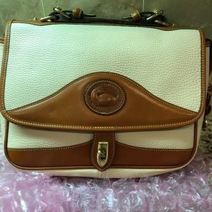 Authentic crossbody Dooney and Bourke